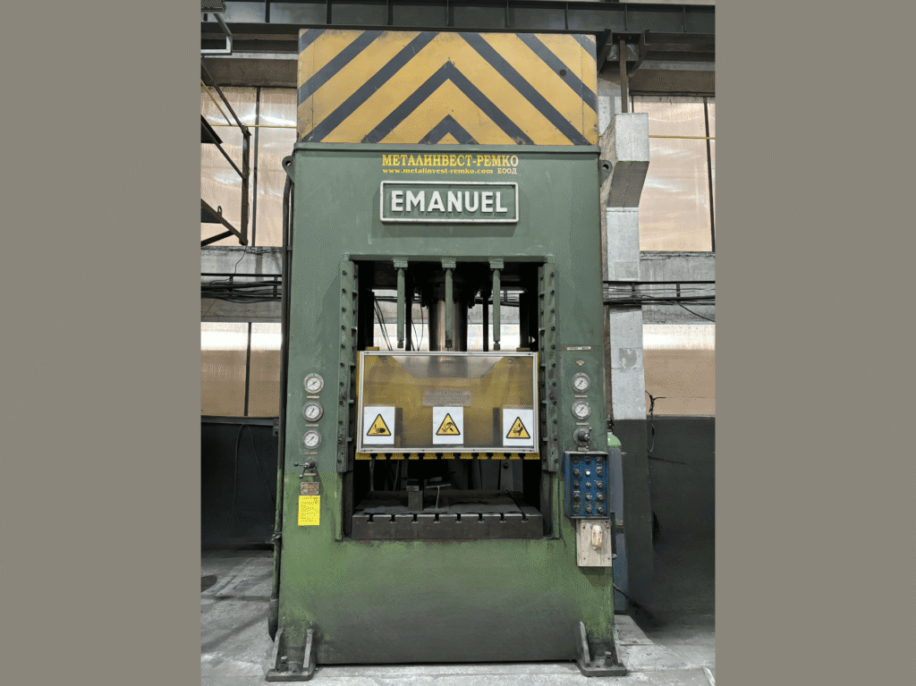 Hydraulic and eccentric press- 250t.